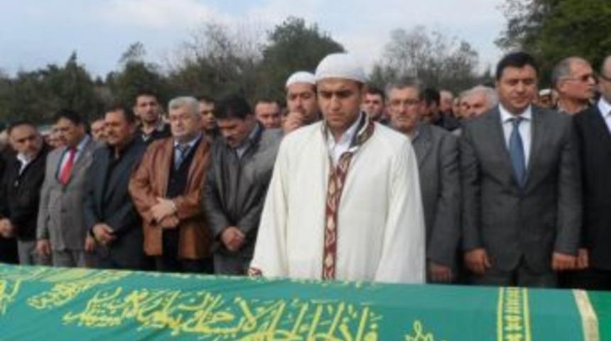 MHP İl&ccedil;e Başkanının babası Toprağa verildi