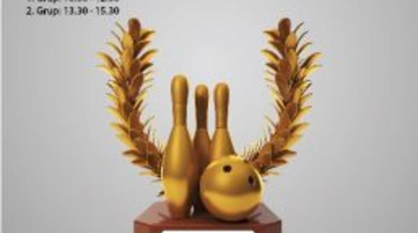 &Ouml;ğretmenler Bowling Turnuvasında