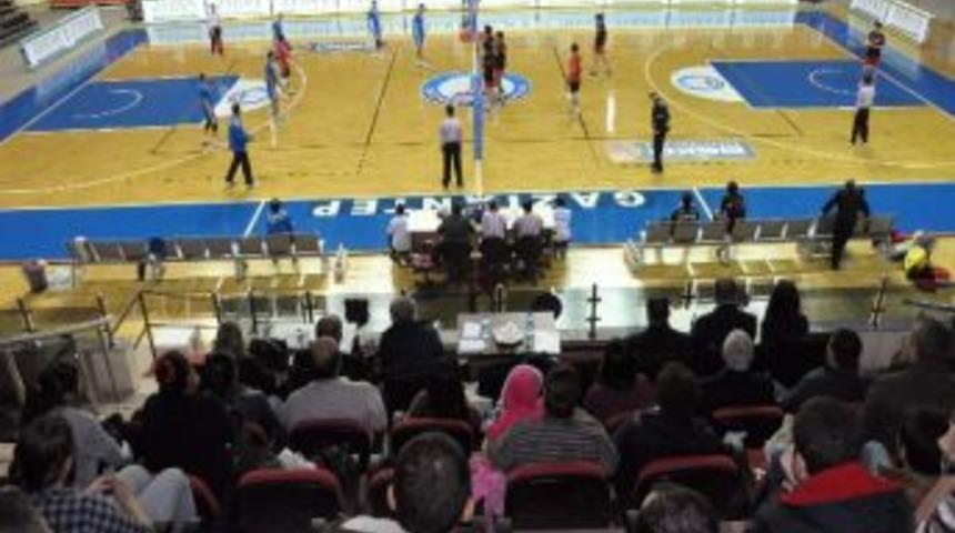 Şahinbeyli Filenin Şahinleri Kayseriye Galibiyet İ&ccedil;in Gidiyor