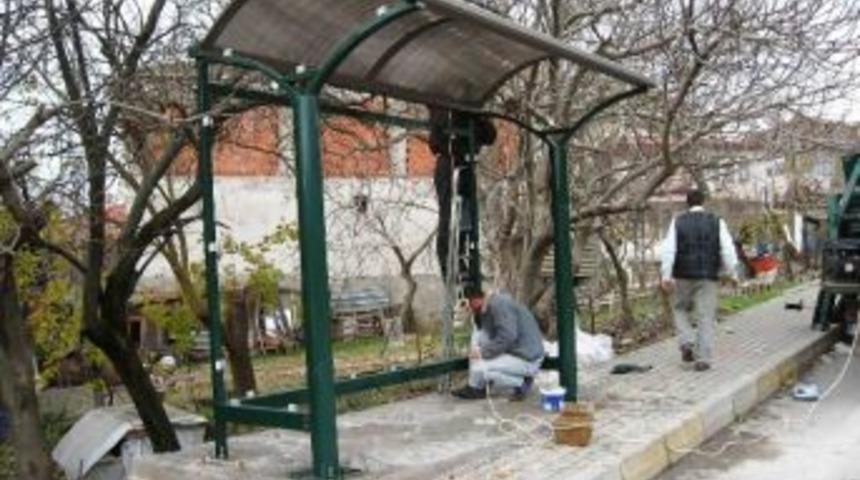 Kocaeli&rsquo;de Yolcu Durakları Yenileniyor