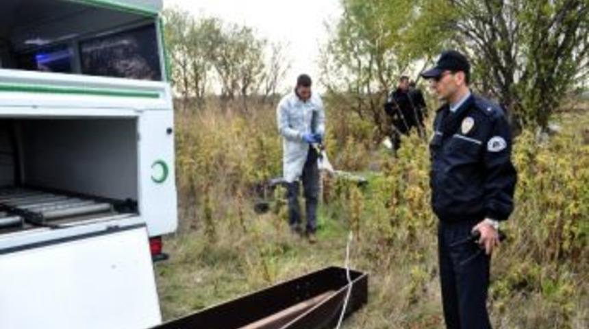 Eşiyle tartıştı sabah ölüsü bulundu
