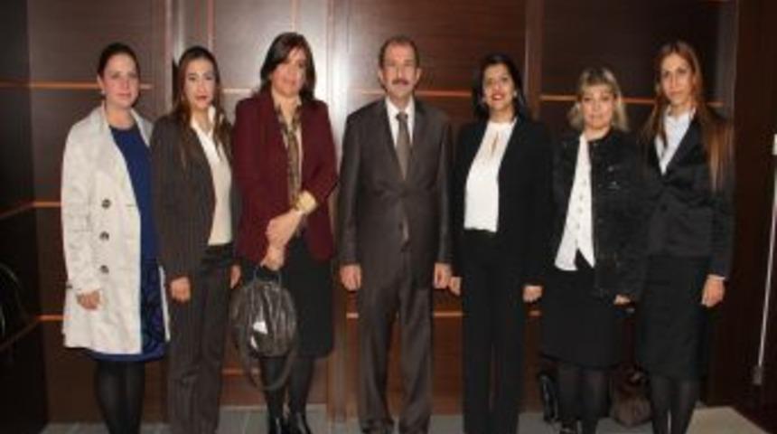 S&uuml;renk&ouml;k: İş D&uuml;nyasında Kadınların Etkinliğinin Artması Sevindirici