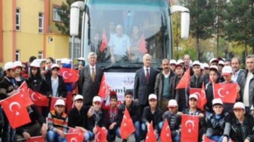 Batman'dan &Ccedil;anakkale'ye 'cumhuriyet Eğitim Gezisi' Başladı