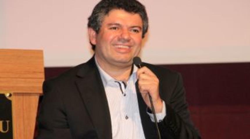 Eğitimci Yazar Kapaklıkaya: &Ouml;ğretmenler Eli &Ouml;p&uuml;lesi Insanlardır