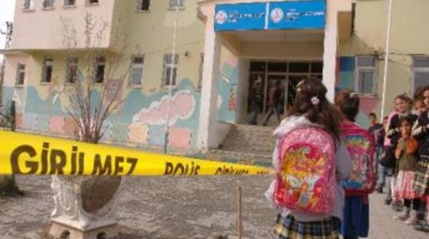 Van&rsquo;daki Yakılan Okul