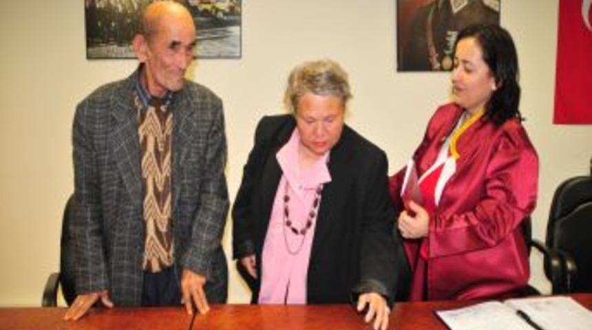 60'ından Sonra Nikah Masasına Oturdular