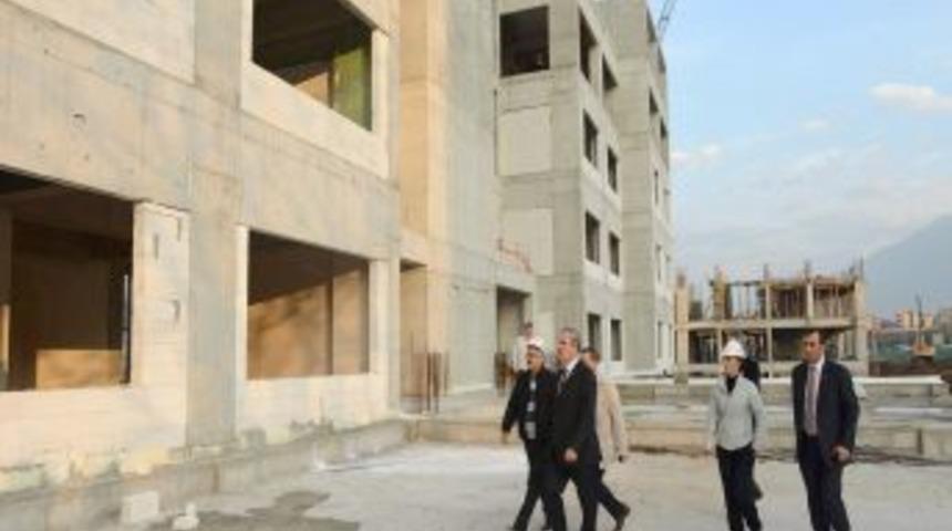 Danıştay Kararını Verdi, Belediye Sarayının Inşaatı Yeniden Başladı