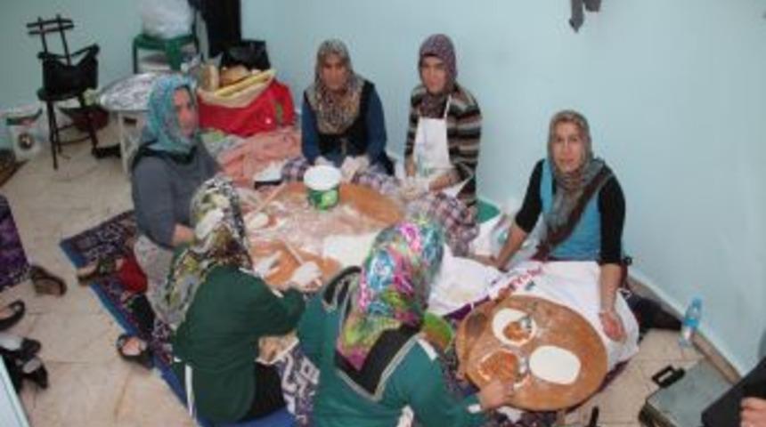 Kermesten Elde Edilecek Gelirle Okullarına Katkı Sağlayacaklar