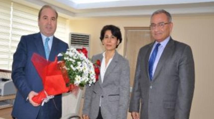 &Ouml;ğretmenler, Kaymakamı Ziyaret Etti