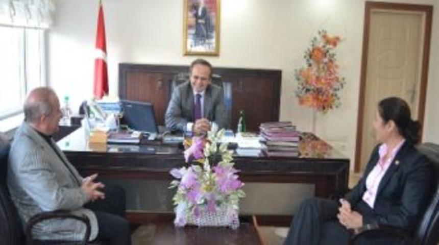 Milletvekili &Ouml;z, Kula Kaymakamı Cıbır'ı Ziyaret Etti