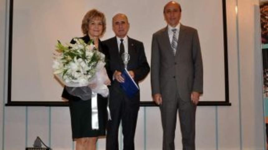 Rekt&ouml;r Dilek: Fak&uuml;lteye Emek Veren Hocalar Hep Ailelerinin Zamanından &Ccedil;alıyor