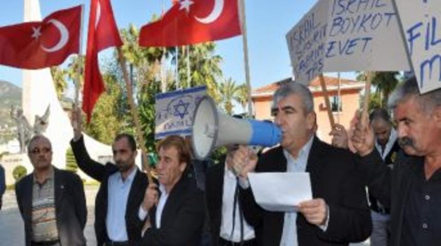 &Uuml;lk&uuml;c&uuml; İş&ccedil;iler İsrail'i Protesto Etti