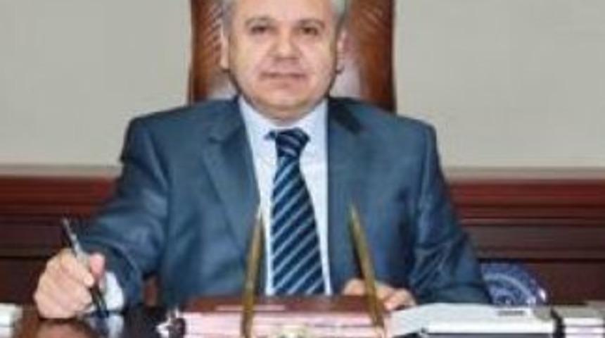 Kaymakam &Ouml;zcan&rsquo;ın &Ouml;ğretmenler G&uuml;n&uuml; mesajı