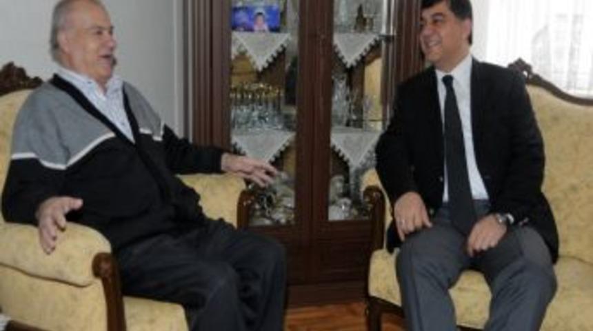 Başkan Fadıloğlu&rsquo;ndan Emekli &Ouml;ğretmene Ziyaret