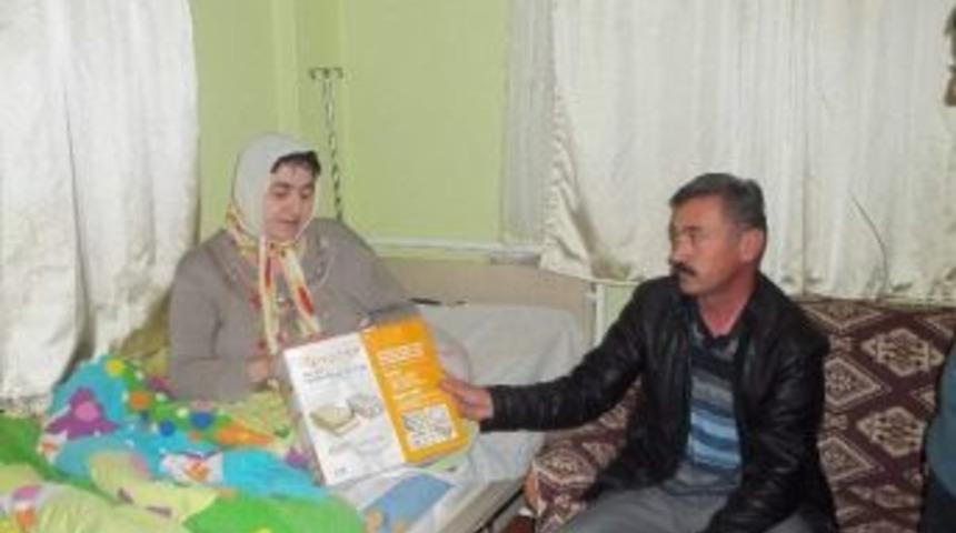 Başkan Suna&rsquo;dan 9 Yıllık Yatalak Hastaya Ziyaret