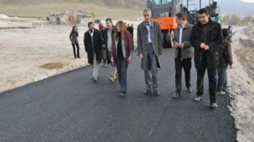 Bostani&ccedil;i Beldesinde Asfalt &Ccedil;alışmaları