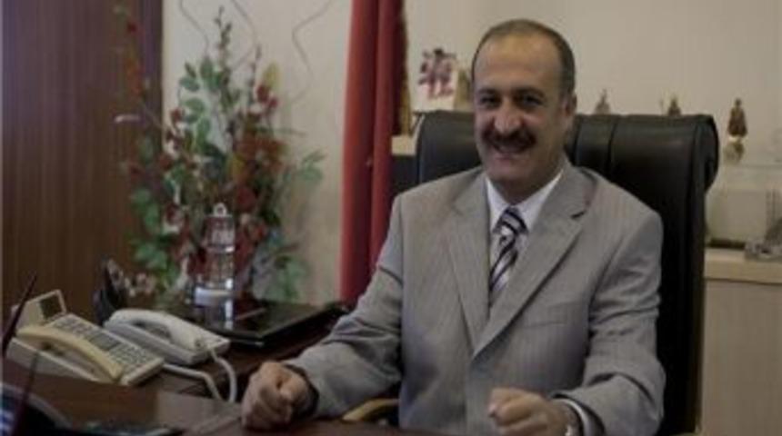 Başkan Aşkın, &Ouml;ğretmenler G&uuml;n&uuml;'n&uuml; Kutladı