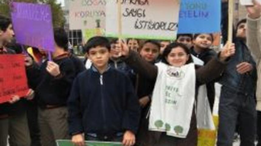 "sessiz Topraga Saygı Y&uuml;r&uuml;y&uuml;ş&uuml;" Eskişehir'de Yapıldı