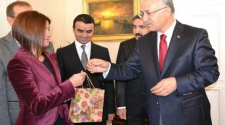 Vali Daş&ouml;z &Ouml;ğretmenleri Makamında Kabul Etti