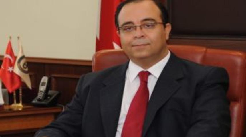 Ad&uuml; Rekt&ouml;r&uuml; Birincioğlu&rsquo;nun &Ouml;ğretmenler G&uuml;n&uuml; Mesajı