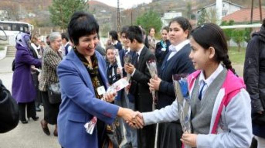 Kız Meslek Lisesi&rsquo;nden Anlamlı Etkinlik