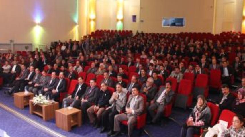 Aktif Eğitimciler: &Ouml;ğretmenlerin Hakları I&ccedil;in Sendikalar Birlikte Hareket Etmeli