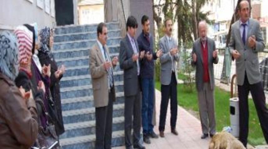 Toki Okulu İçin Şükür Kurbanı Kesildi