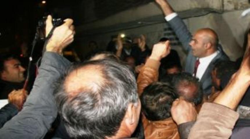 Tuzluca Belediye Başkanı T&uuml;rkan Serbest Bırakıldı