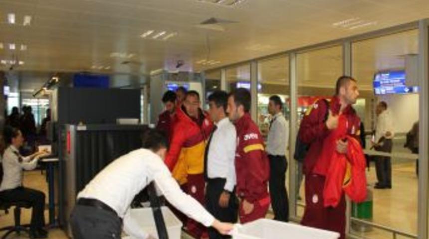 Albayrak: Baros Ile Bir Problemimiz Yok.