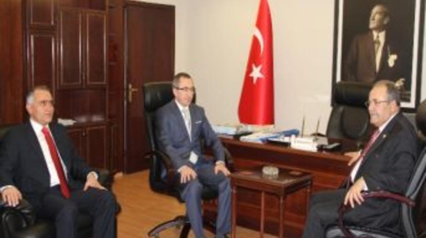 Salim Uslu&rsquo;dan Emniyet M&uuml;d&uuml;r&uuml; Doğan&rsquo;a Ziyaret