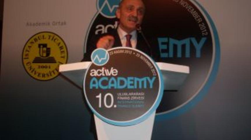 Bakan Bayraktar: Halka Rağmen Kentsel D&ouml;n&uuml;ş&uuml;m Yapmayacağız