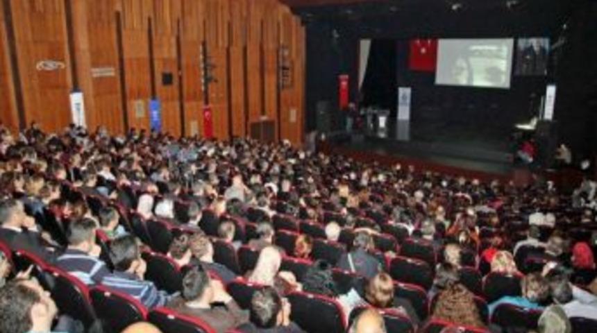 &Ouml;ğretmenlerden Sahnede Muhteşem Gala