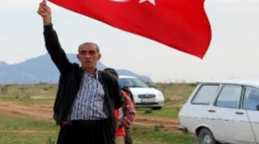 Adana'da M&uuml;lteci Kampı Tepkisi