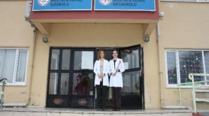 D&uuml;zce Belediyesinden &Ouml;ğretmenlere 2 Bin 700 Fidan