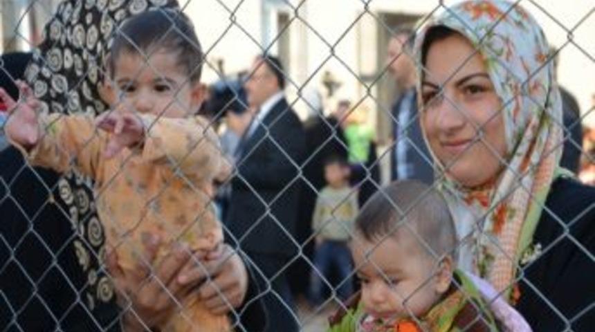 T&uuml;rkiye'deki Suriyeli M&uuml;lteci Sayısı 125 Bin 277'ye Y&uuml;kseldi