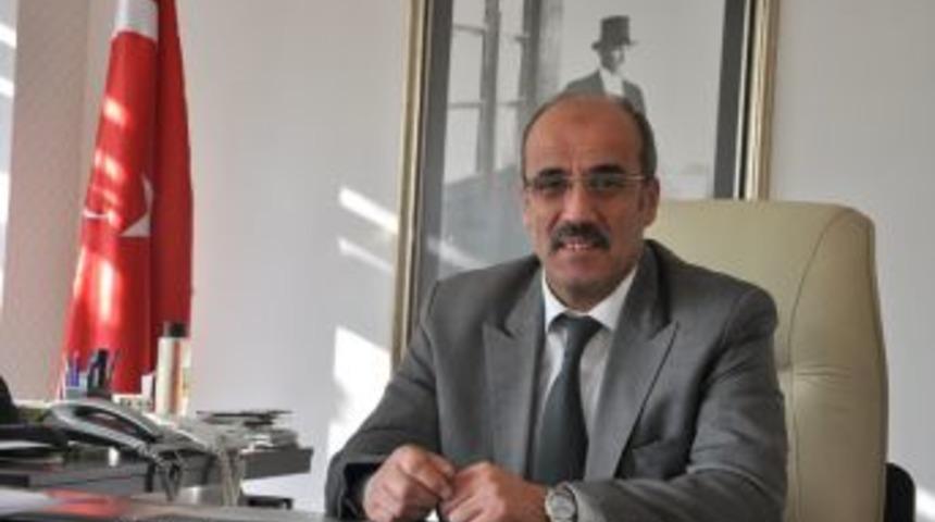 Belediye Başkanı  &Ouml;ğretmenler G&uuml;n&uuml;n&uuml; kutladı