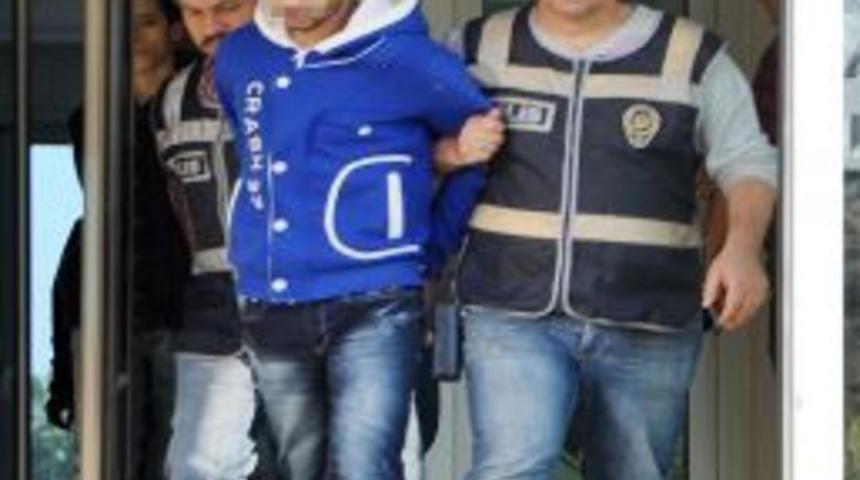 Antalya'da Kar Maskeli Market Soygununun Failleri Yakalandı