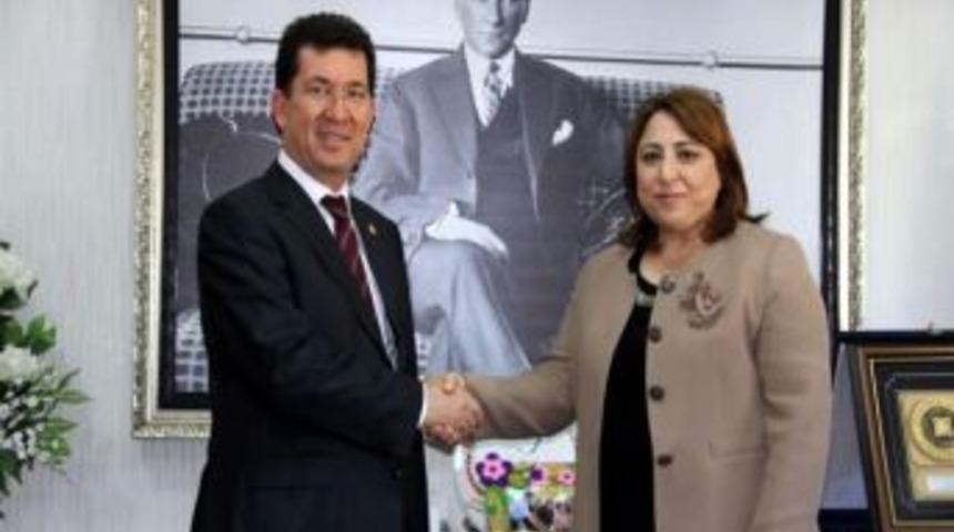 Ak Parti&rsquo;li Kılın&ccedil; &Ouml;ğretmenleri Yalnız Bırakmadı