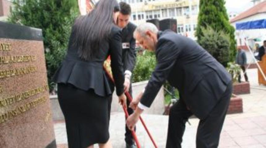 Devrek’te 24 Kasım Öğretmenler Günü Kutlaması