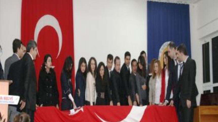 G&uuml;lnar'da &Ouml;ğretmenler G&uuml;n&uuml; Kutlandı