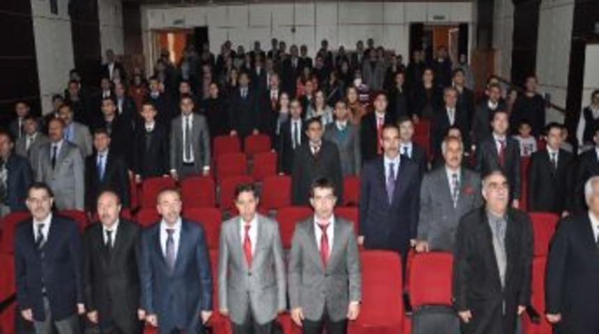 Muş'ta &Ouml;ğretmenler G&uuml;n&uuml; Kutlaması