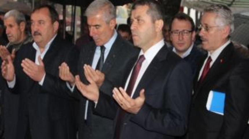 Erbaa&rsquo;da 7 Bin Kişiye Aşure İkramı