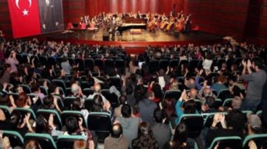 Senfonide Fasıl R&uuml;zgarı