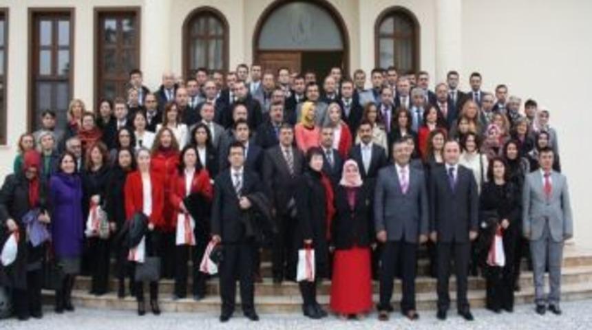 Vali &Ccedil;ift&ccedil;i, 85 Okuldan 85 &Ouml;ğretmenle Bir Araya Geldi