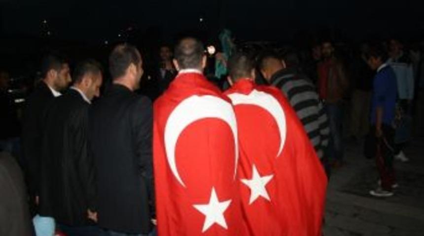 Kınalı Kuzular Askere Uğurlandı