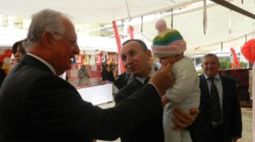 Mezitli&rsquo;de Gıda Ve &Ccedil;eyiz Eşyaları Kermesi