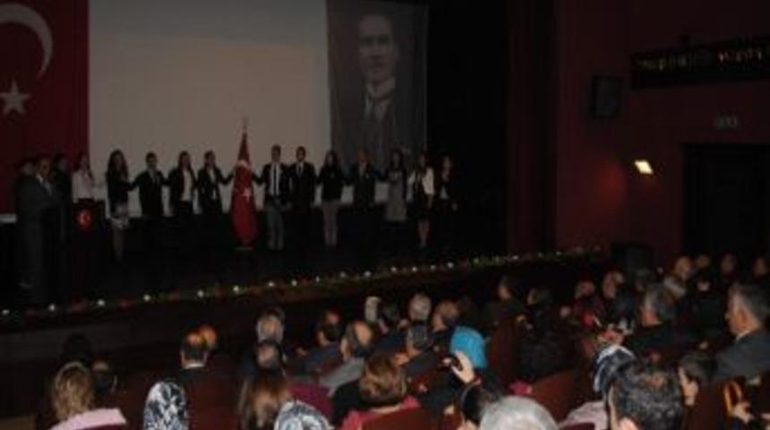 Amasya&rsquo;da &Ouml;ğretmenler G&uuml;n&uuml; Kutlandı