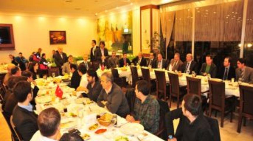 Başkan Uzun: 3,5 Yılda 140 Kilometre Yeni Yol Yaptık