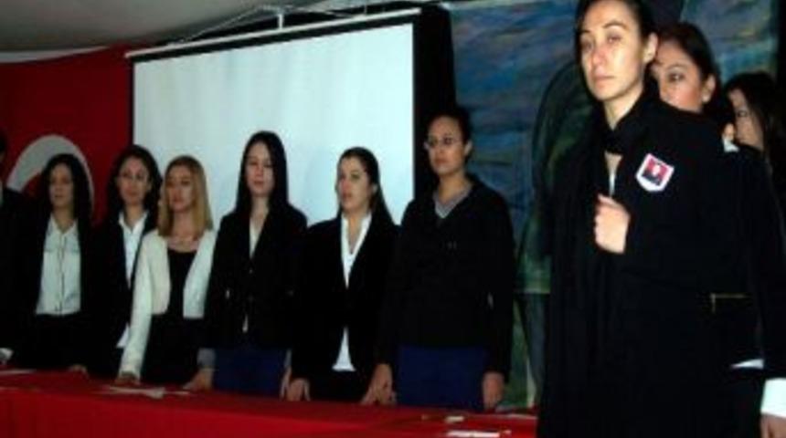 Nişanlısı, G&ouml;ğs&uuml;nde Şehidin Fotoğrafı İle Yemin Etti