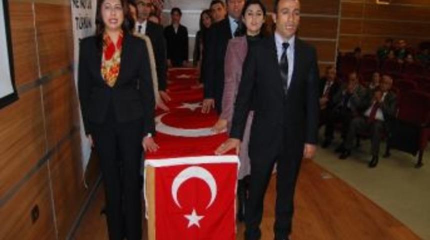 Gemlik’te Öğretmenler Günü Coşkuyla Kutlandı